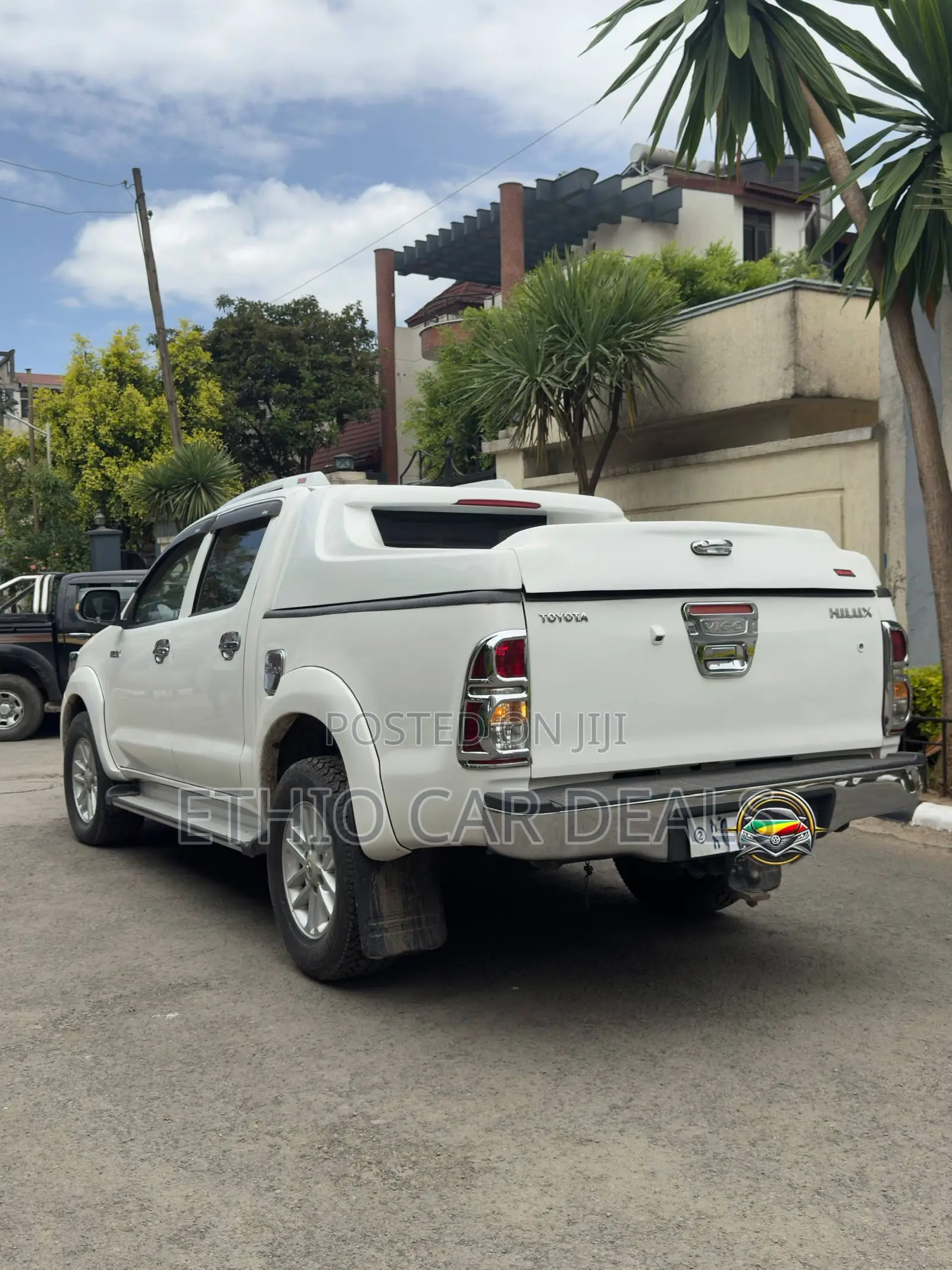 Toyota Hilux 2013 White