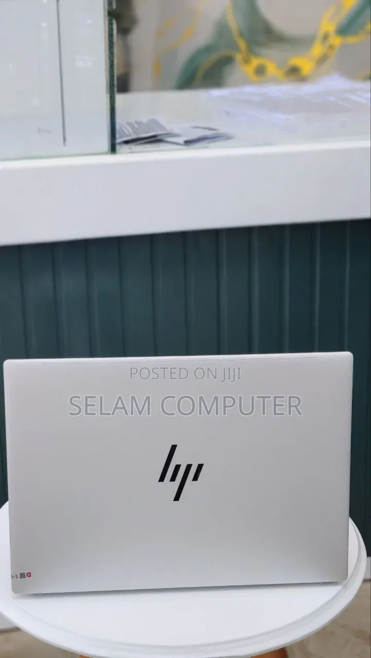 New Laptop HP Pavilion 15 16GB Intel Core Ultra 7 SSD 512GB
