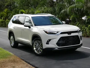 New Toyota Grand Highlander Hybrid 2024 Off white