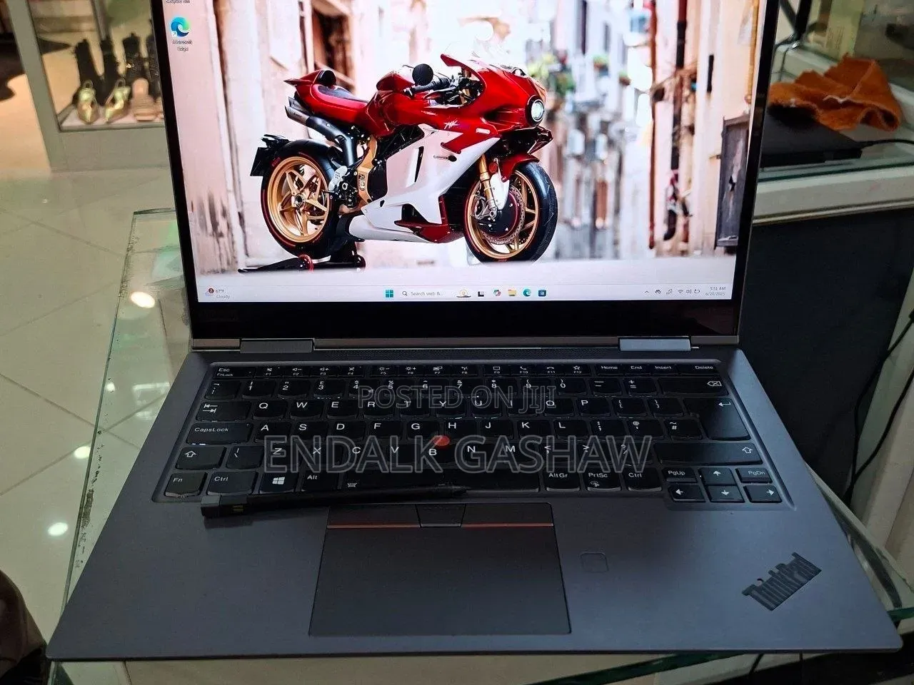New Laptop Lenovo ThinkPad X1 Yoga 16GB Intel Core i7 SSD 512GB