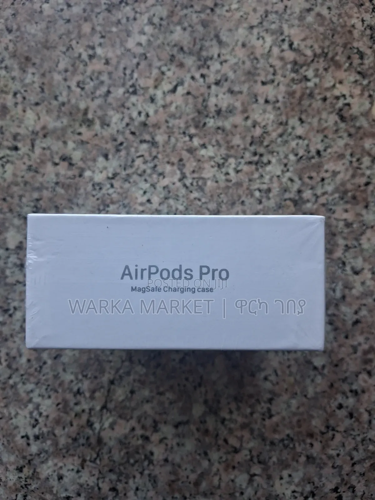 Airpods Pro (2nd Gen) – White + Magsafe Case