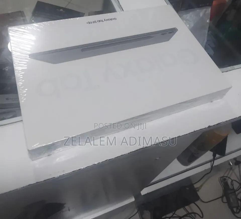 New Samsung Galaxy Tab S9 FE 128 GB Silver