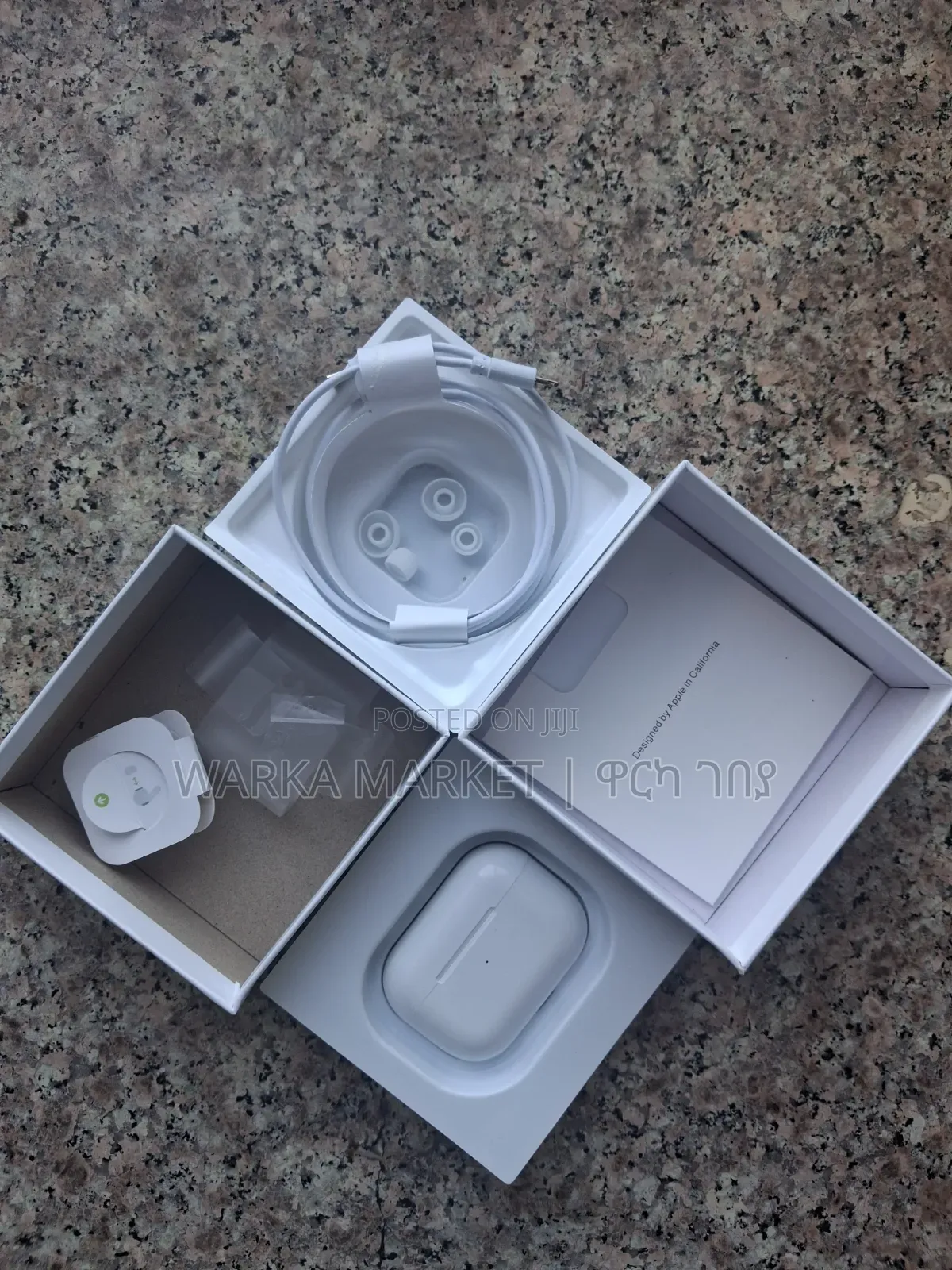 Airpods Pro (2nd Gen) – White + Magsafe Case