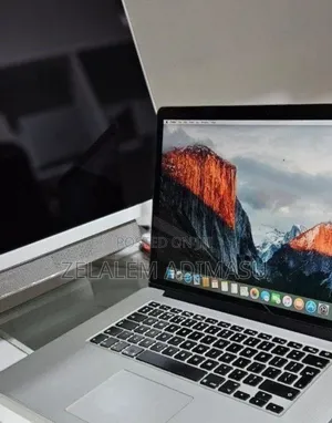 New Laptop Apple MacBook Pro 2015 16GB Intel Core i7 SSD 256GB