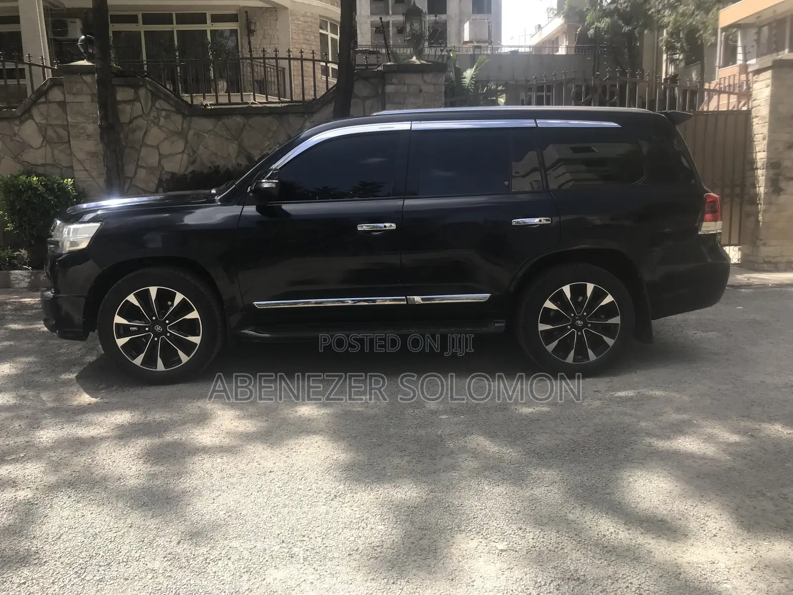 Toyota Land Cruiser 4.5 V8 VXR 2020 Black
