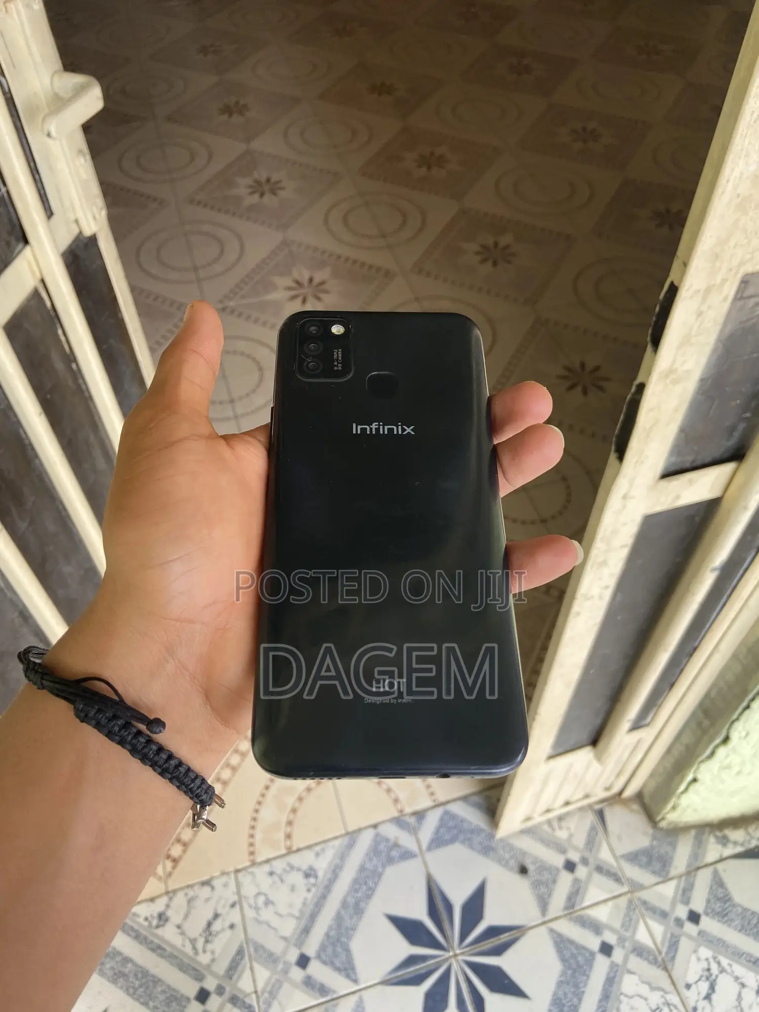 Infinix Hot 10 Play 32 GB Black