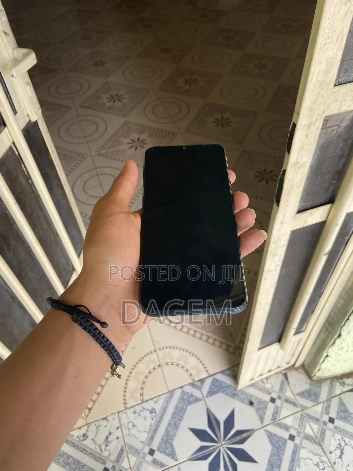 Infinix Hot 10 Play 32 GB Black