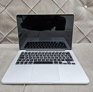 New Laptop Apple MacBook Pro 2015 8GB Intel Core i5 SSD 128GB