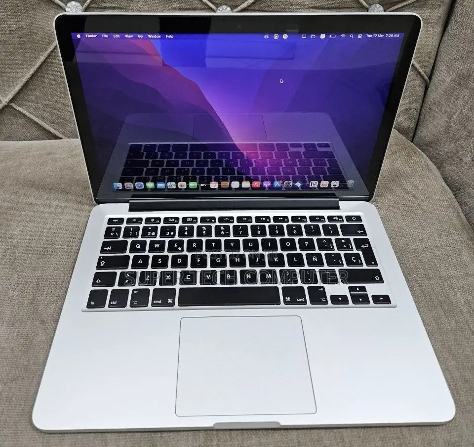 New Laptop Apple MacBook Pro 2015 8GB Intel Core i7 SSD 256GB