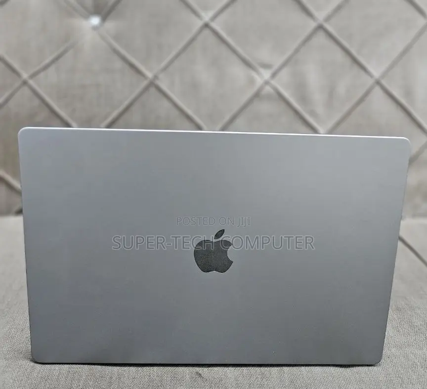 New Laptop Apple MacBook Pro 2021 M1 32GB Apple M1 Pro SSD 512GB