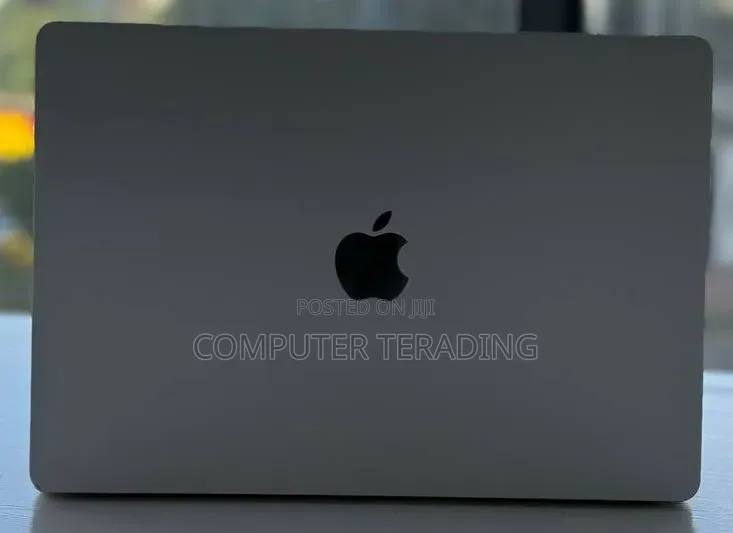 New Laptop Apple MacBook Air 2023 M2 8GB Apple M2 SSD 512GB