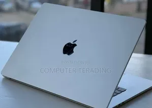 New Laptop Apple MacBook Air 2023 M2 8GB Apple M2 SSD 512GB
