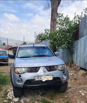 Mitsubishi L200 2008 Blue