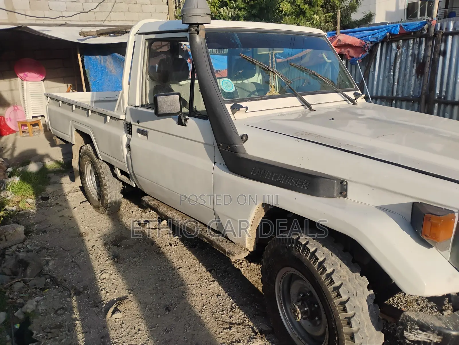 Toyota Land Cruiser 1992 White