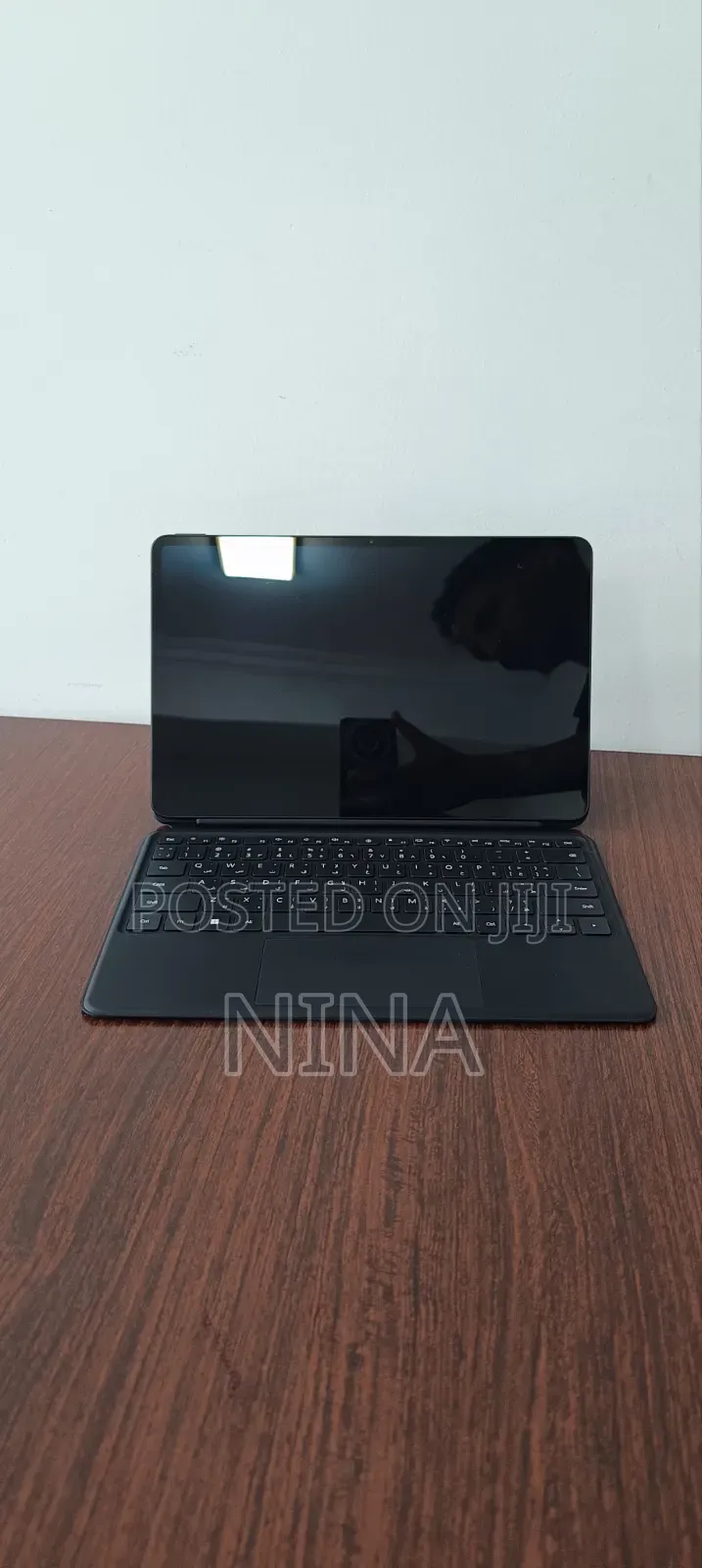 Laptop Huawei MateBook 13 WRT-W19E 8GB Intel Core i3 SSD 128GB