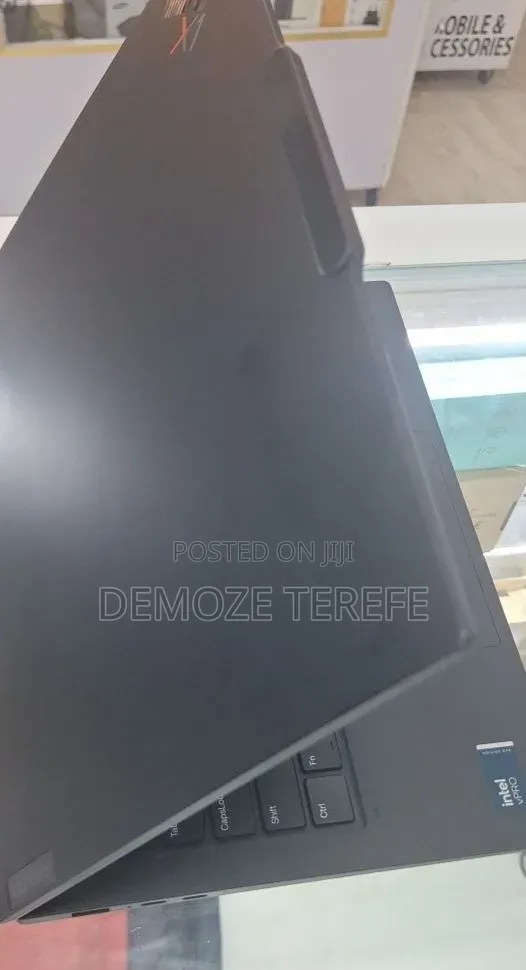 New Laptop Lenovo ThinkPad X1 Carbon 32GB Intel Core Ultra 7 SSD 1T
