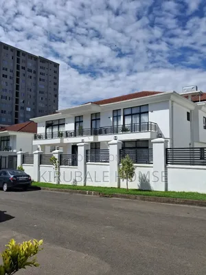 5bdrm Villa in Semit, Bole for rent