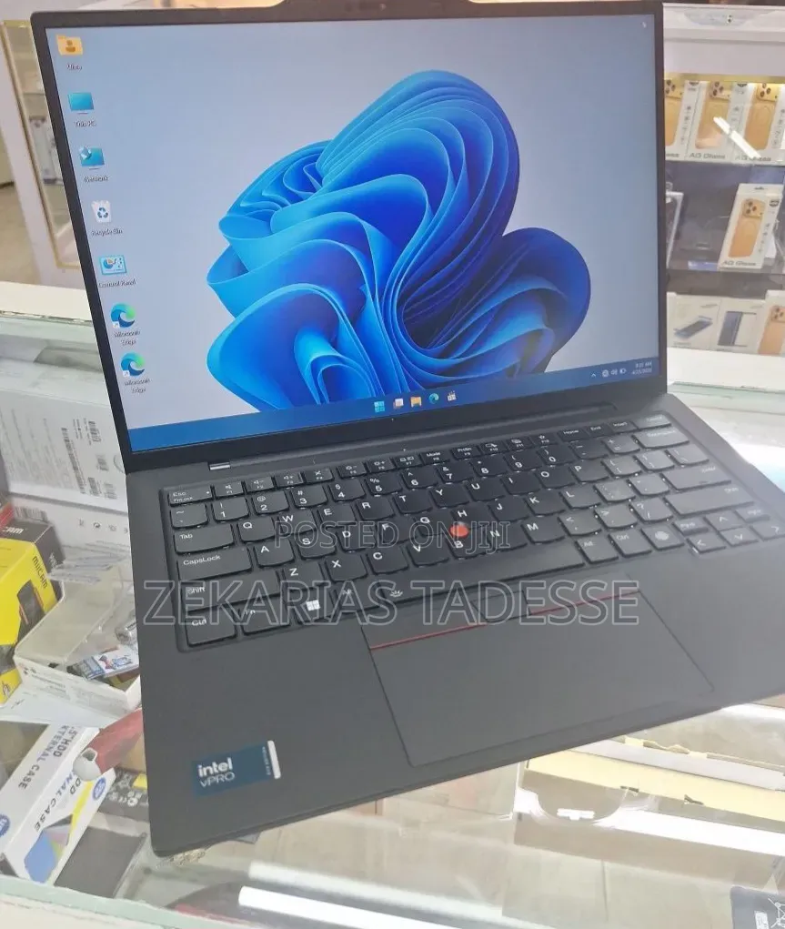 New Laptop Lenovo ThinkPad X1 Carbon 32GB Intel Core Ultra 7 SSD 1T