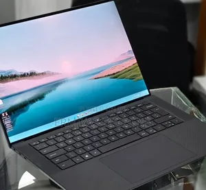 New Laptop Dell XPS 15 16GB Intel Core i7 SSD 512GB
