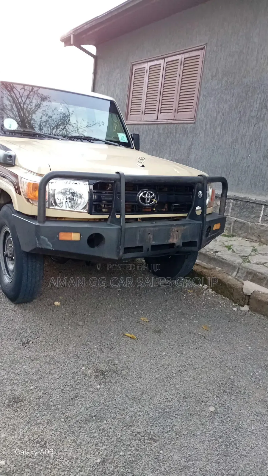Toyota Land Cruiser 2021 Gold
