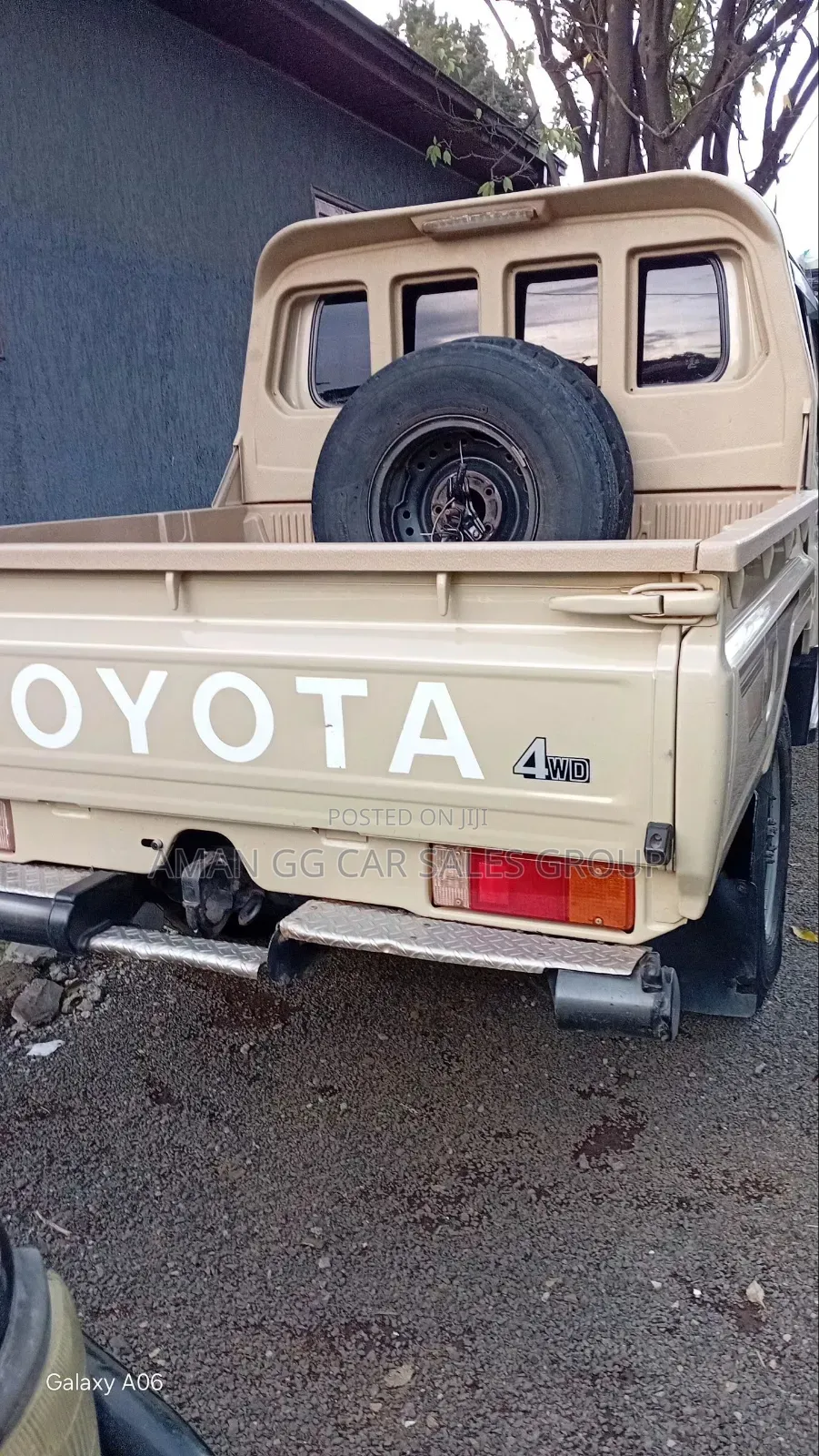 Toyota Land Cruiser 2021 Gold
