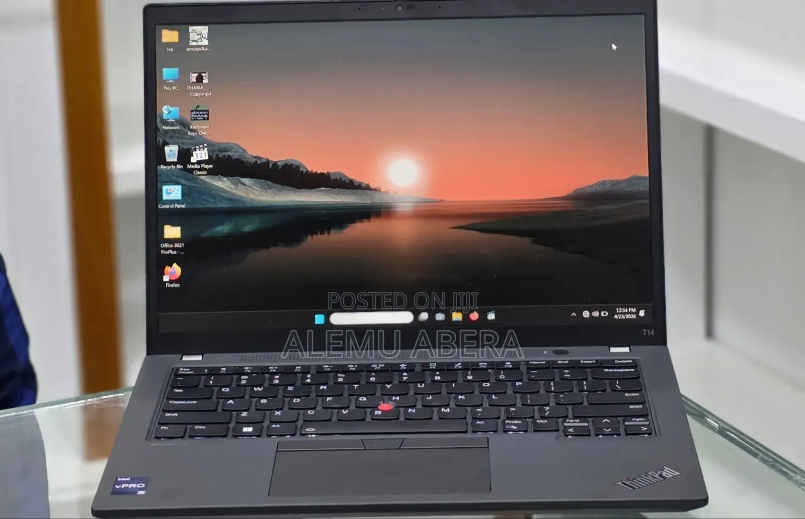 New Laptop Lenovo ThinkPad T14 16GB Intel Core i5 SSD 256GB