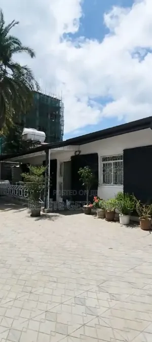Bole Welosefer, Villa House for Sale 400sqm
