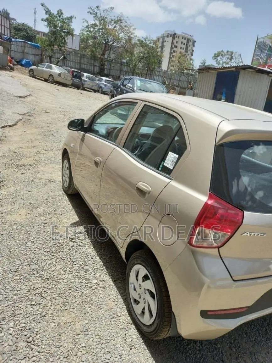 New Hyundai Atos 2023 Gold