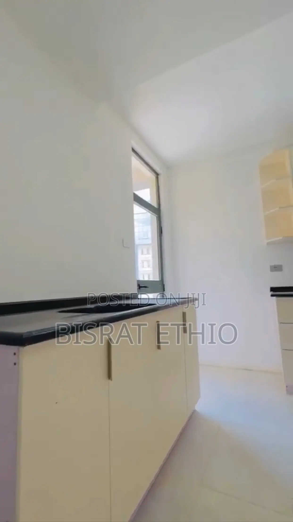 3bdrm Apartment in Wolo Sefer, Bole for sale