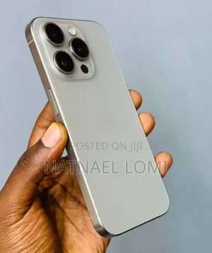 New Apple iPhone 15 Pro 256 GB Silver