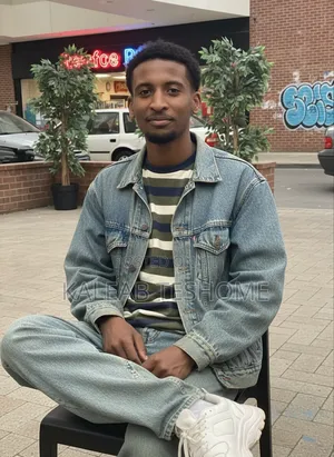 በ ሹፍርና እና ጉዳይ በማስፈፀም ሥራ ፈላጊ