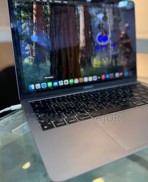 New Laptop Apple MacBook Air 2020 M1 8GB Apple M1 SSD 512GB
