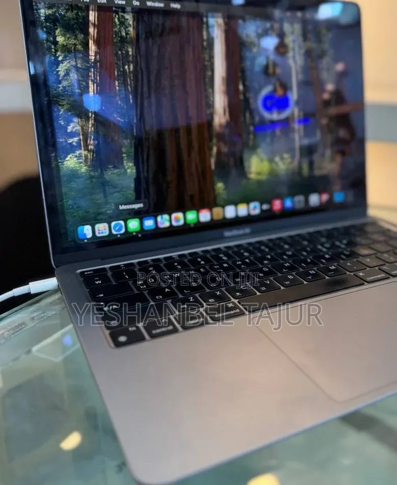 New Laptop Apple MacBook Air 2020 M1 8GB Apple M1 SSD 512GB