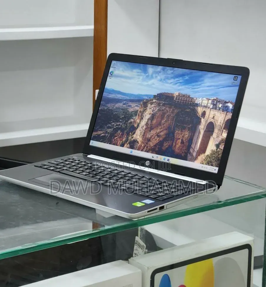 New Laptop HP Pavilion 15 16GB Intel Core i7 SSD 1T