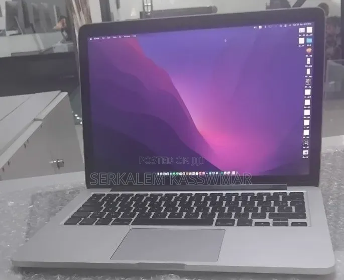 New Laptop Apple MacBook Pro 2015 8GB Intel Core i5 SSD 128GB