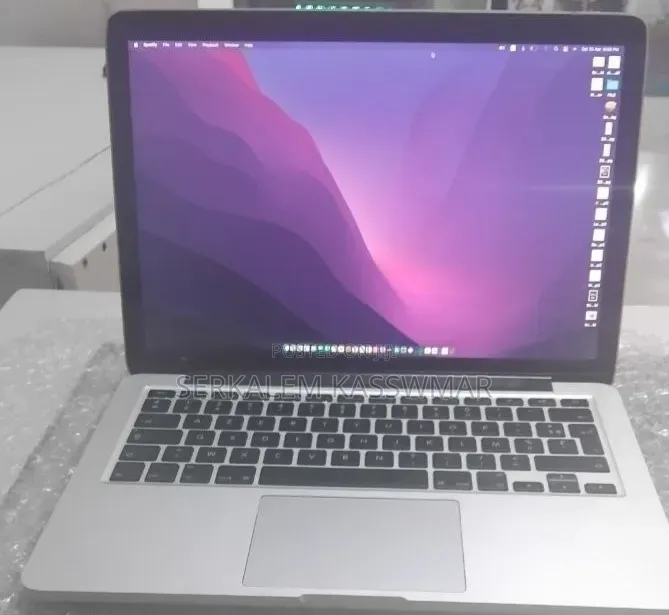 New Laptop Apple MacBook Pro 2015 8GB Intel Core i5 SSD 128GB