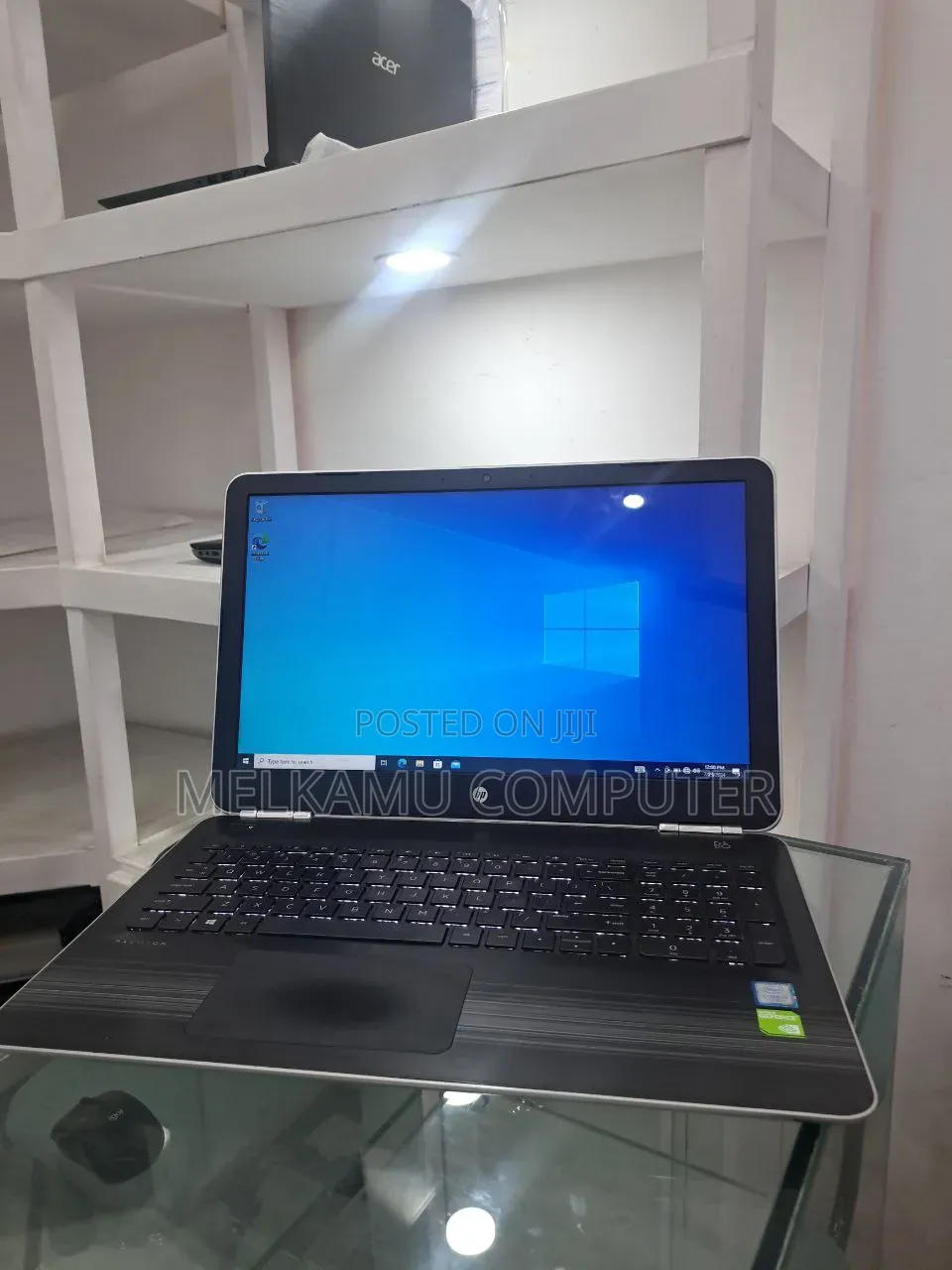 New Laptop HP Pavilion 10 8GB Intel Core i7 SSD 512GB