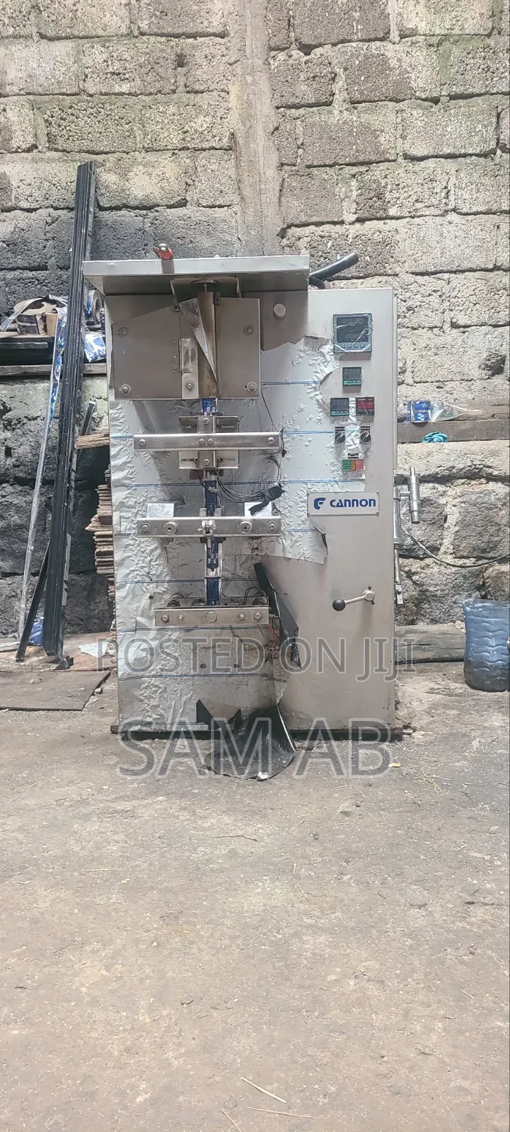 የቫዝሊን ማሸጊያ ማሽን የቅባት ማሸጊያ መሣሪያ