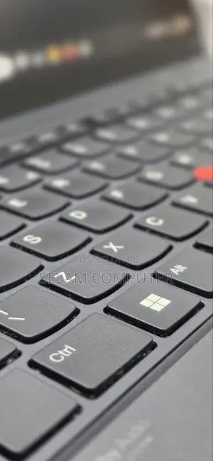 New Lenovo ThinkPad X1 Carbon 8GB Intel Core i5 SSHD (Hybrid) 256GB