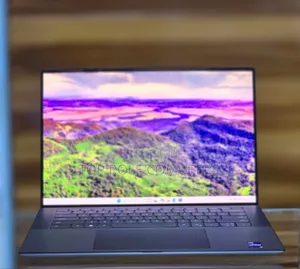 New Laptop Dell 16GB Intel Core i9 SSD 512GB