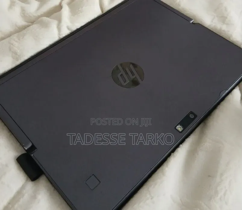 New Laptop HP Pro X2 612 G2 8GB Intel Core i7 SSD 256GB