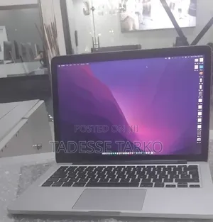 New Laptop Apple MacBook Pro 2015 8GB Intel Core i5 SSD 128GB