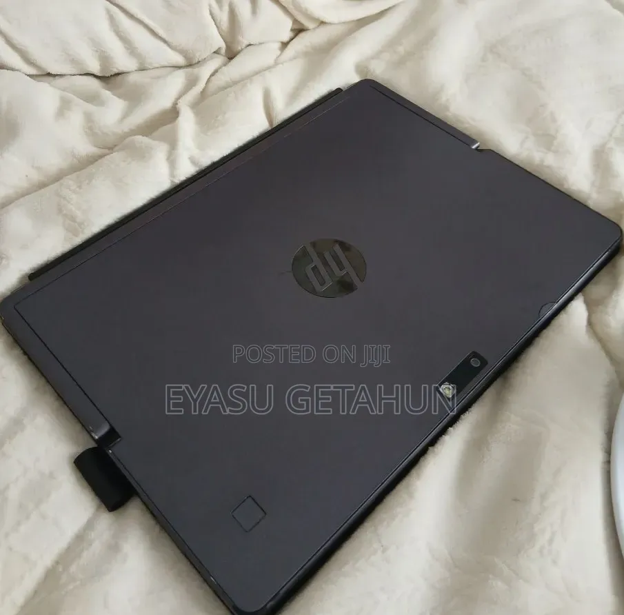 New Laptop HP Pro X2 612 G2 8GB Intel Core i7 SSD 256GB