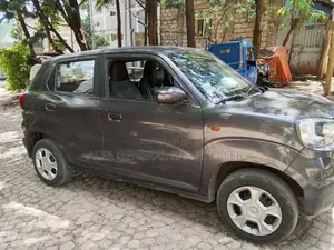 Suzuki S-Presso 2022