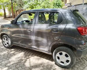 Suzuki S-Presso 2022