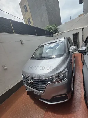 Hyundai Starex 2020 Silver