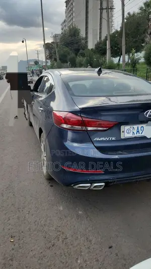 Hyundai Avante 2017 Blue