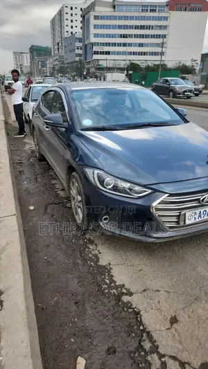 Hyundai Avante 2017 Blue