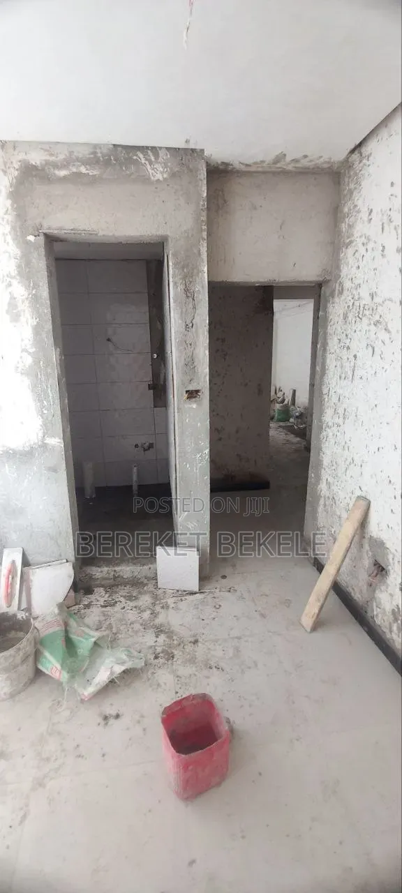 2bdrm Apartment in Shoa Homes Real, Bole for sale