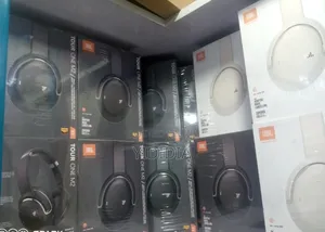 JBL Tour One M2 – Premium Noise Cancelling Headphones